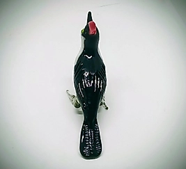 El yapımı murano camdan tepeli ağaçkakan biblosu. 1988 yılında yapılmıştır.